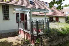 Kellerabgangsueberdachung aus Stahl verzinkt